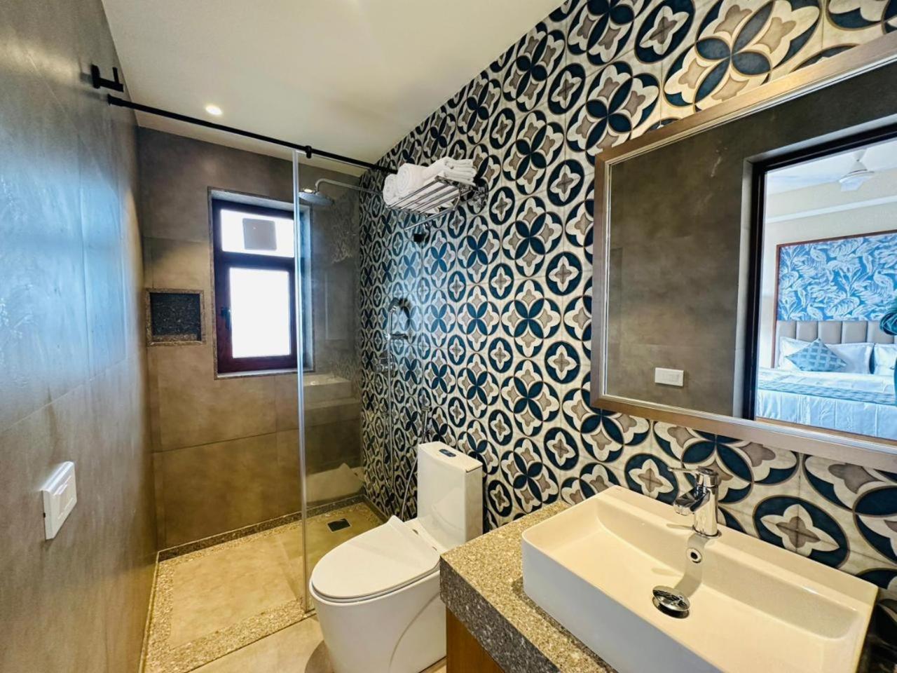 Titanic Boutique Hotel บากา ภายนอก รูปภาพ